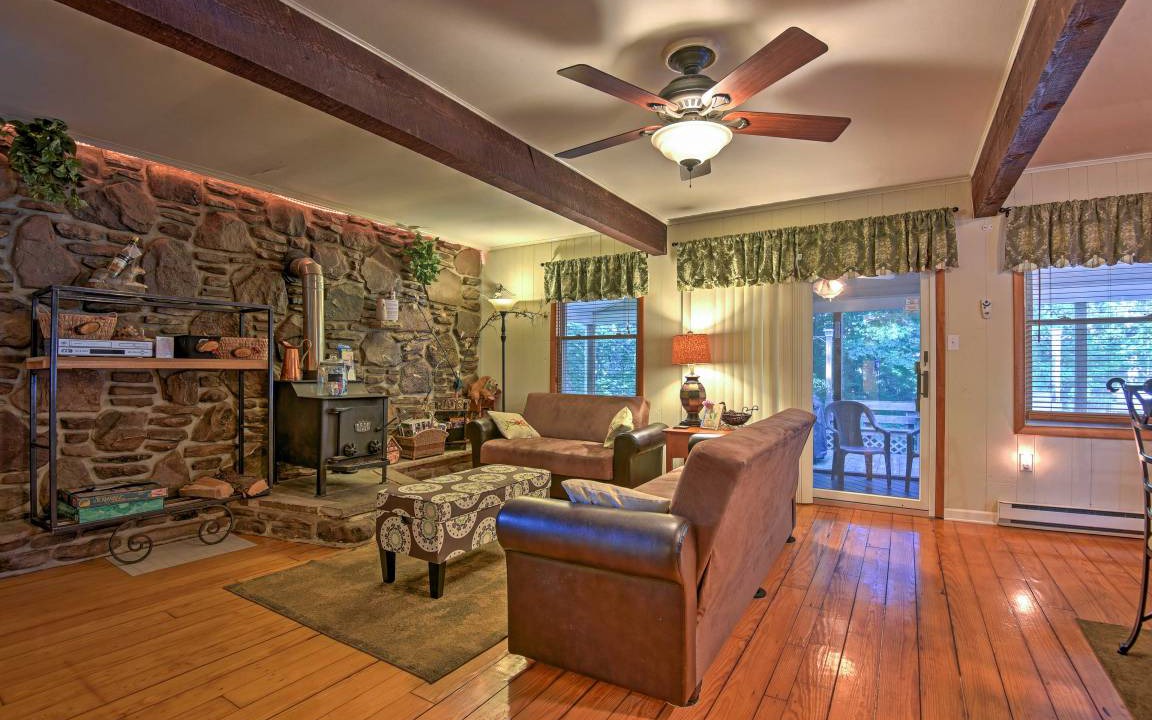 Greentown House | 109 m² House ∙ 3 bedrooms ∙ 8 guests