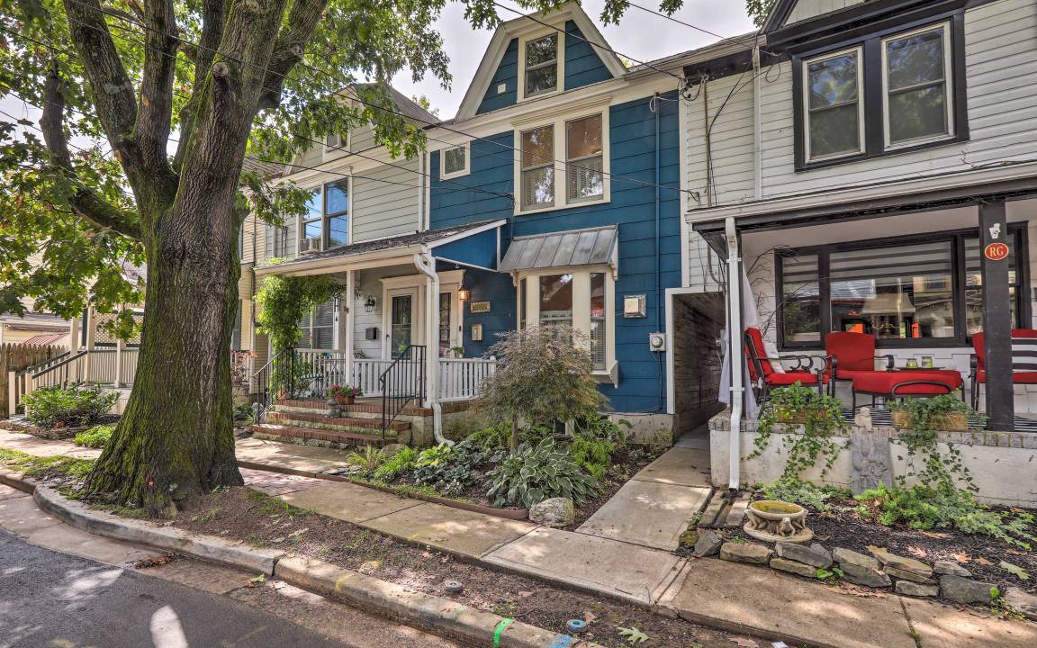 Lambertville Apartment | 119 m² Apartment ∙ 3 bedrooms ∙ 8 guests