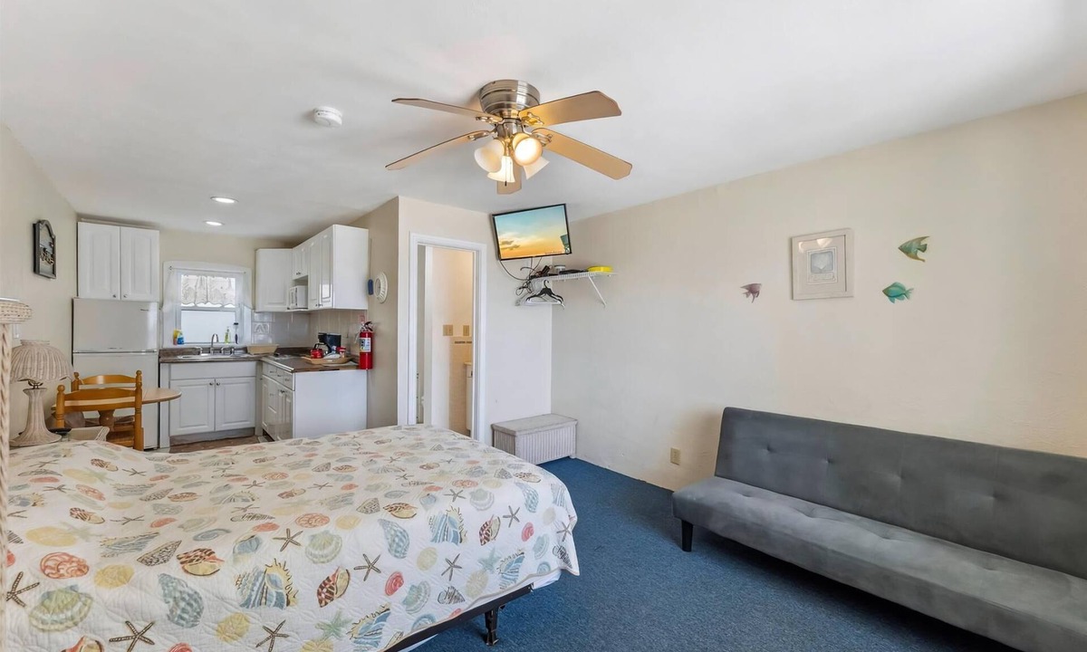 North Wildwood Condo | 1200 Kennedy Dr, Unit 110