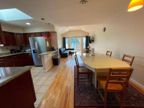 The Heights Apartment | 121 m² Apartment ∙ 3 bedrooms ∙ 10 guests
