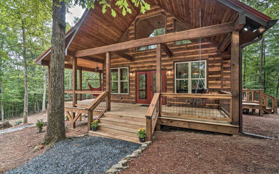 Morganton House | 130 m² House ∙ 2 bedrooms ∙ 8 guests
