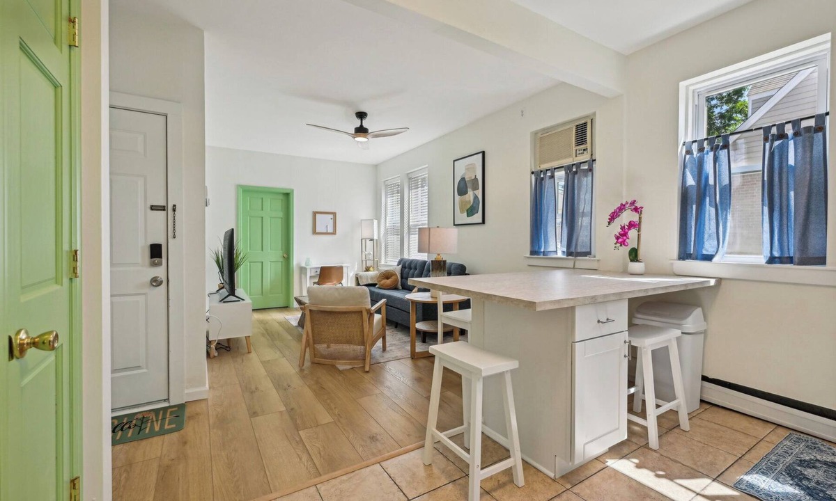 Teaneck Apartment | 13MI to Time Square~2BD in The Hamilton Elm in Teaneck New~Parking~Laudry~Pets