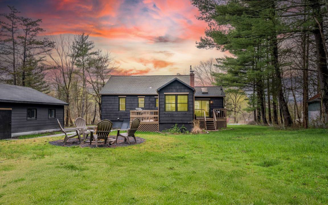 New Paltz House | 142 m² House ∙ 4 bedrooms ∙ 7 guests