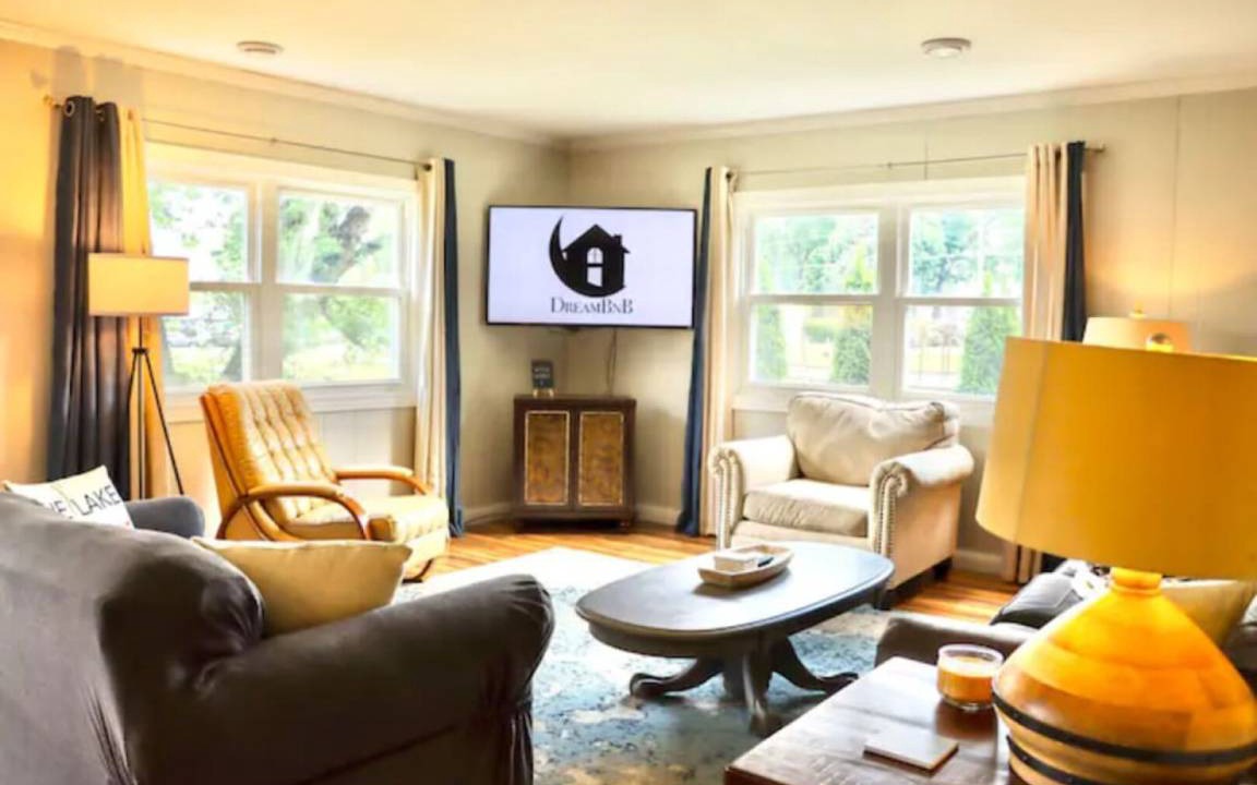 Edinboro House | 155 m² House ∙ 4 bedrooms ∙ 8 guests