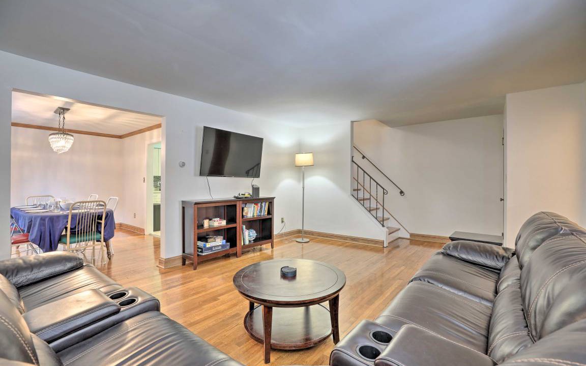 Squirrel Hill Apartment | 157 m² Apartment ∙ 4 bedrooms ∙ 8 guests