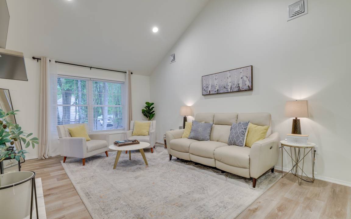 East Stroudsburg House | 162 m² House ∙ 3 bedrooms ∙ 8 guests