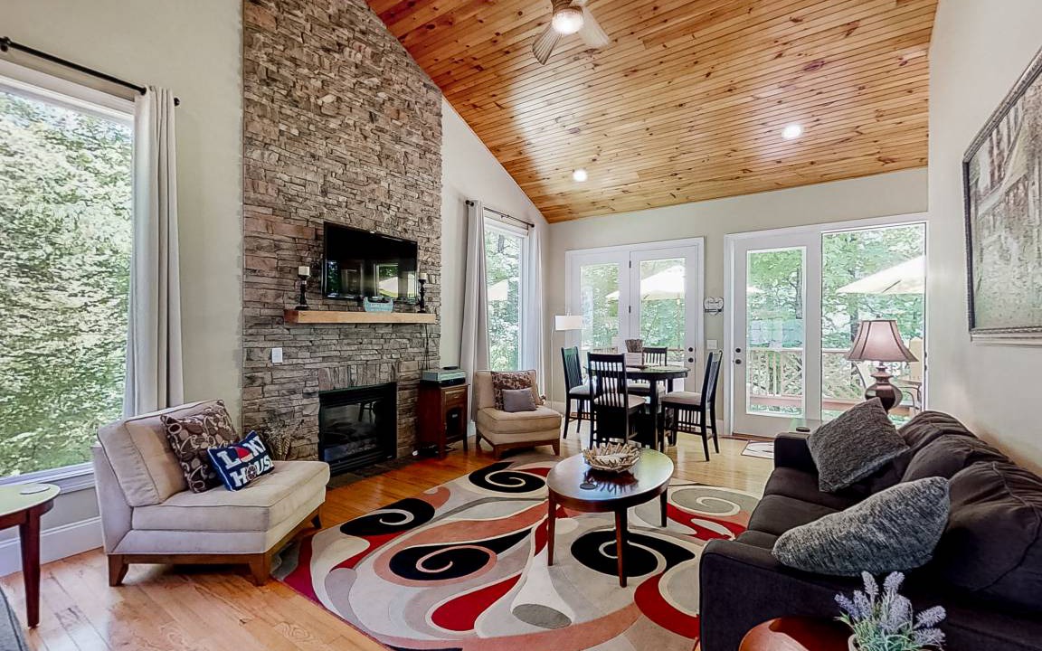 Sharps Chapel Cabin | 167 m² Cabin ∙ 3 bedrooms ∙ 12 guests