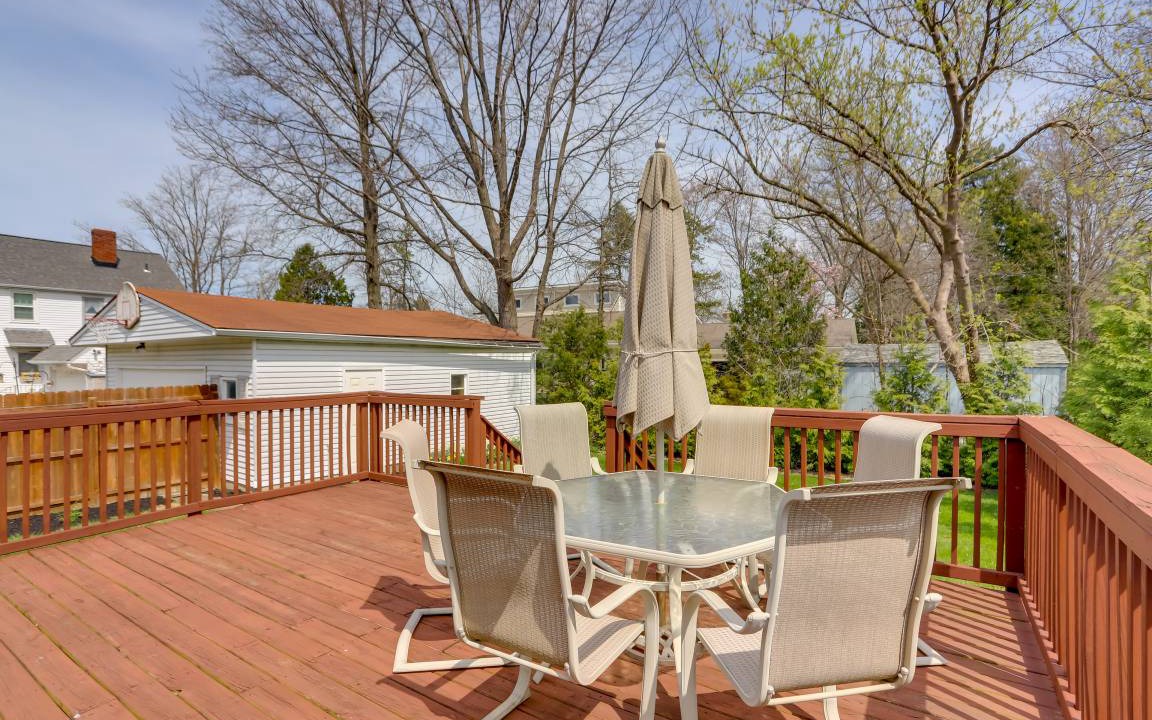 Avon Lake House | 167 m² House ∙ 3 bedrooms ∙ 6 guests