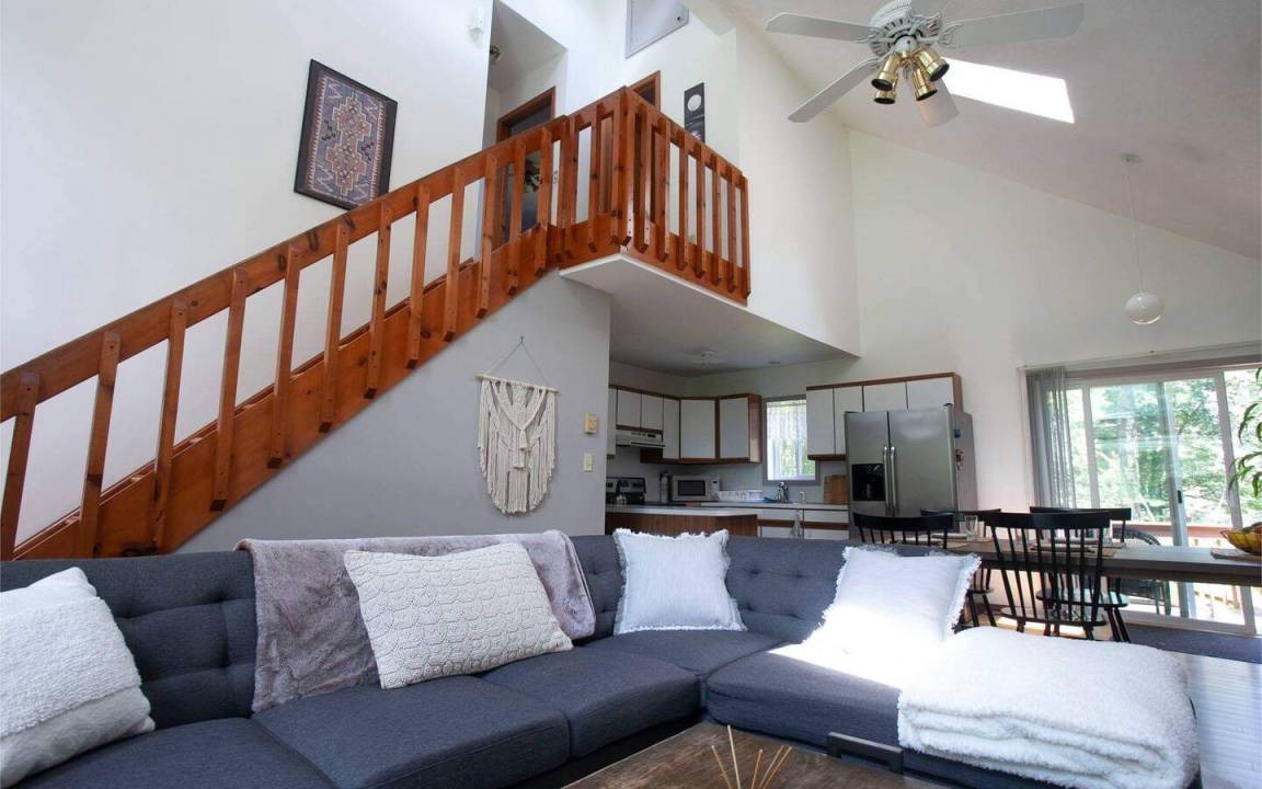 Long Pond Ski Chalet | 177 m² Chalet ∙ 3 bedrooms ∙ 9 guests