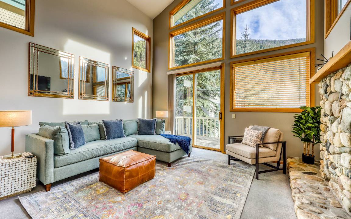 Warm Springs Condo | 191 m² Condo ∙ 2 bedrooms ∙ 6 guests