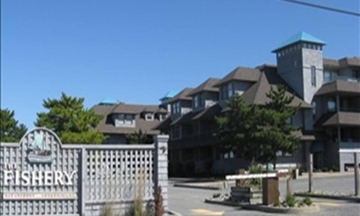 Surf City Condo | 1St floor Fishery Condo