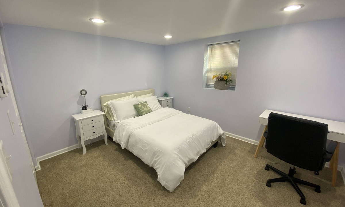 Scaggsville House | 2 Beautiful Bedroom, Separate Entrance, quite area - Near Fulton, MD .