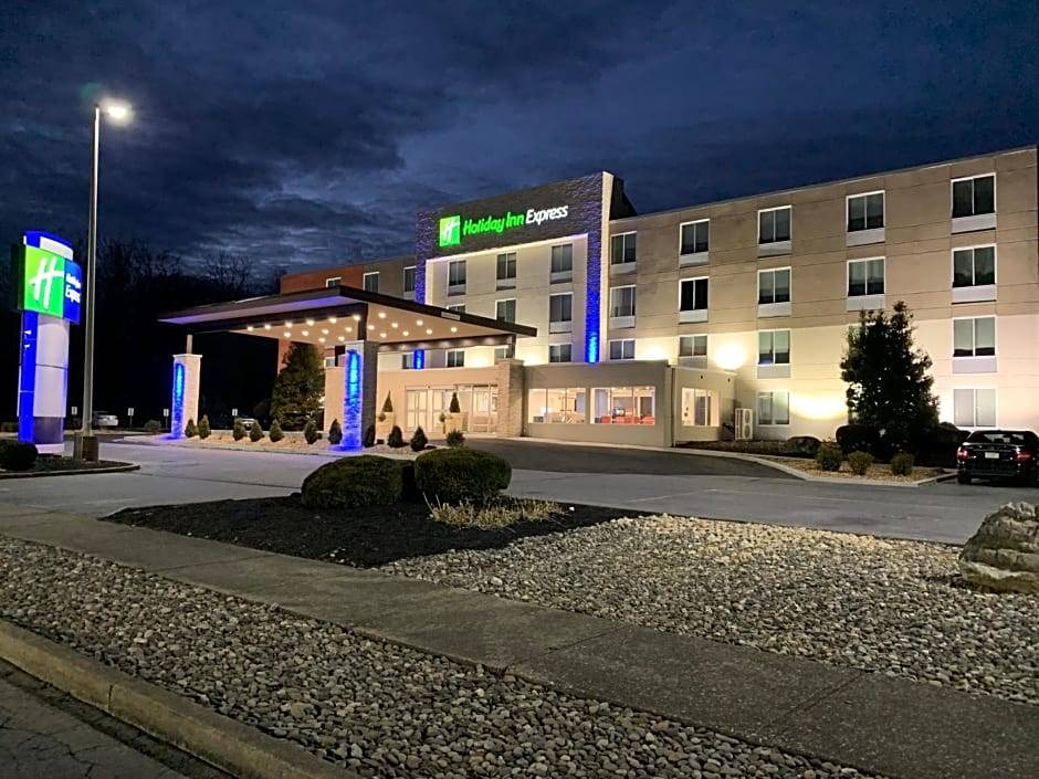 Allentown Hotel | 2-Star Hotel ∙ Holiday Inn Express - Allentown North, an IHG Hotel