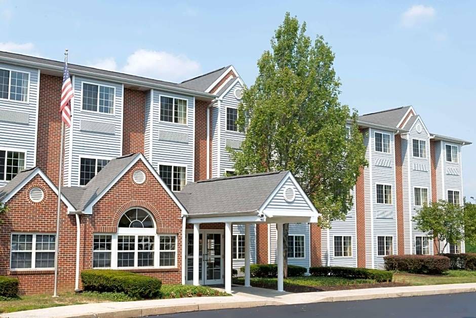 West Chester Hotel | 2-Star Hotel ∙ Microtel Inn & Suites by Wyndham West Chester
