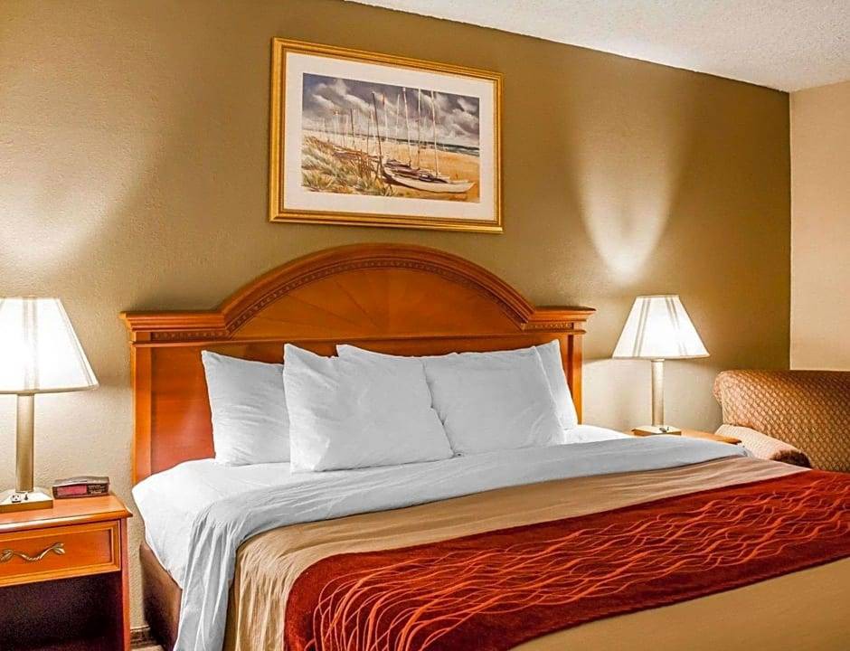 Rodeway Inn Huron | Huron