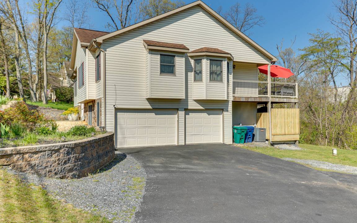 Harrisburg House | 227 m² House ∙ 6 bedrooms ∙ 12 guests