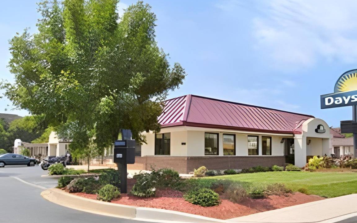 Dover Hotel | 23 m² Hotel ∙ 127 guests