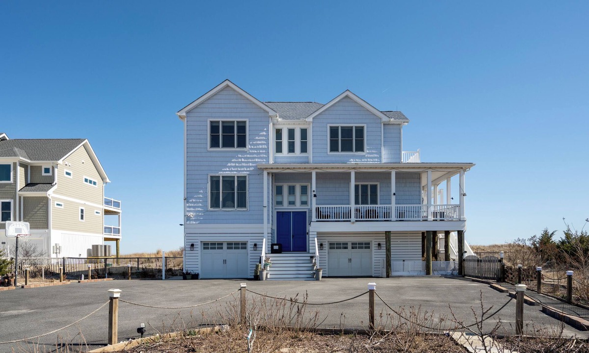 Prime Hook Beach House | 29315 Clifton Shores - Waterfront on Primehook Beach