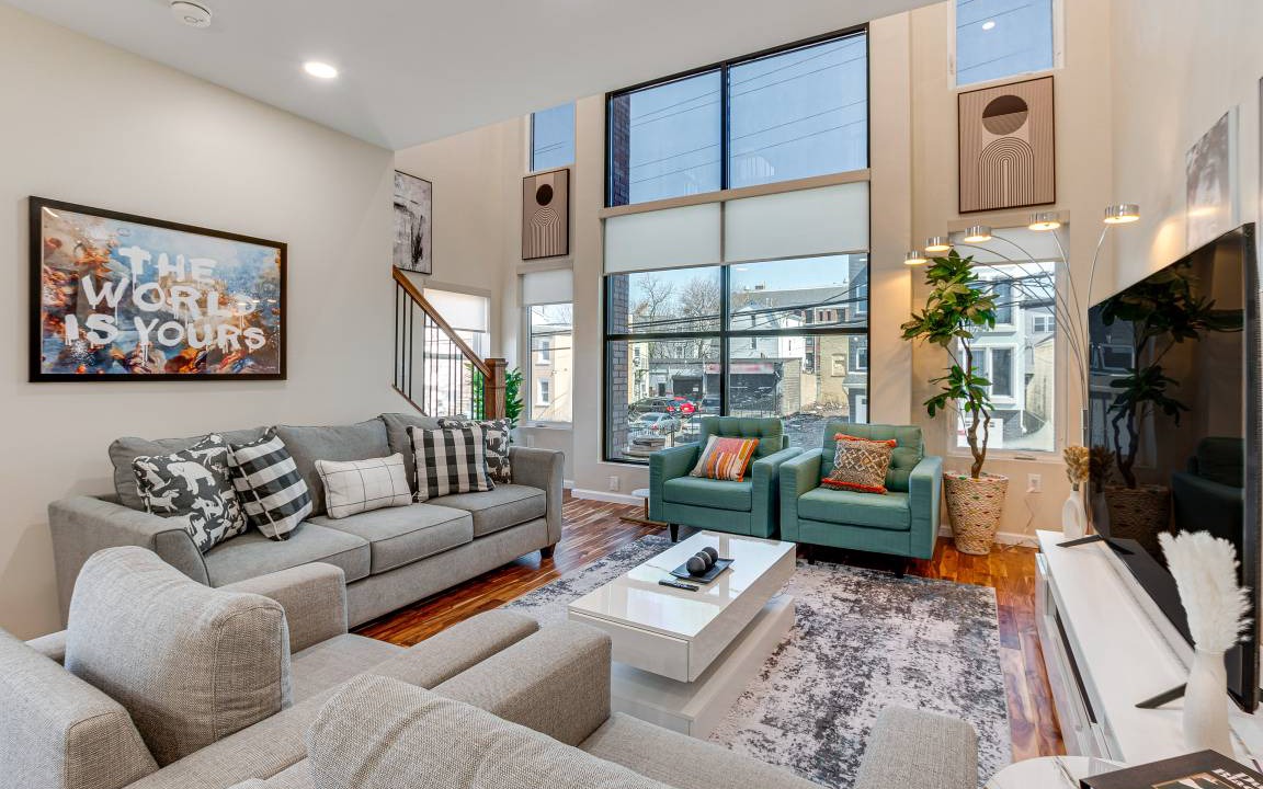 Newark Apartment | 297 m² Apartment ∙ 3 bedrooms ∙ 6 guests