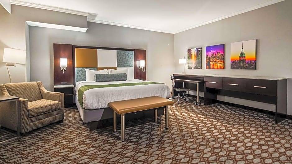 North Bergen Hotel | 3-Star Hotel ∙ Best Western Premier NYC Gateway Hotel