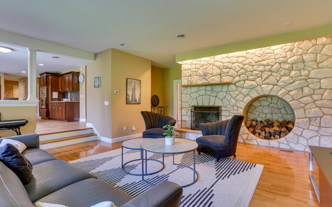 Warwick House | 302 m² House ∙ 4 bedrooms ∙ 8 guests
