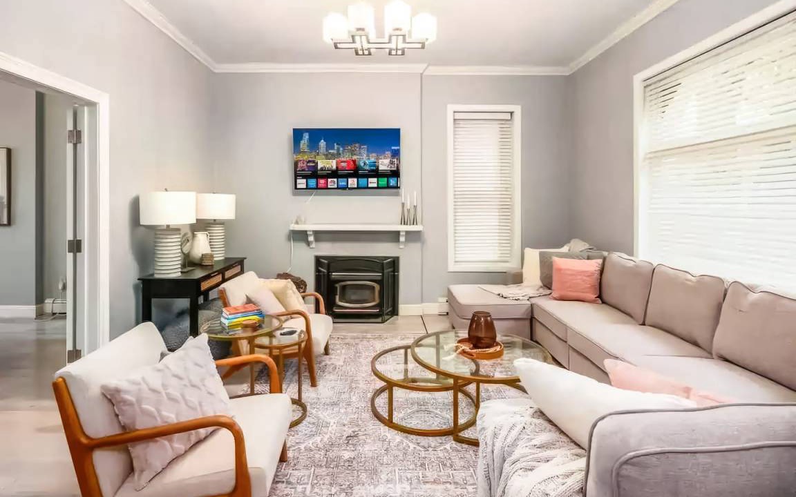 Weinland Park House | 325 m² House ∙ 6 bedrooms ∙ 15 guests