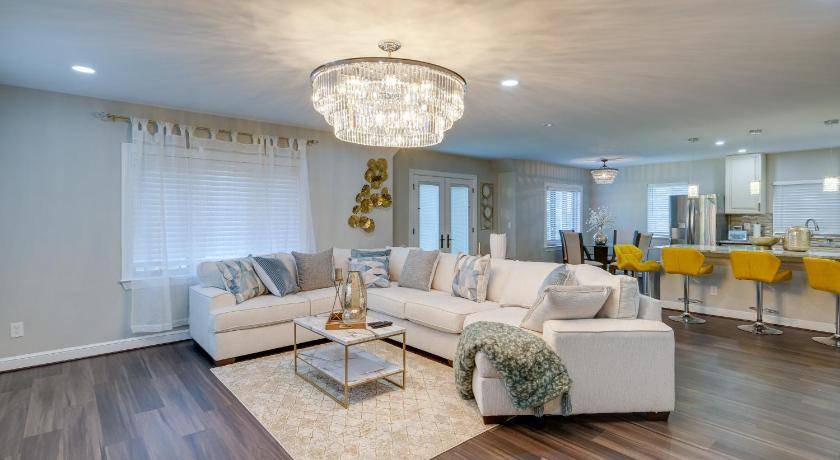 Silver Spring House | 335 m² House ∙ 4 bedrooms ∙ 6 guests