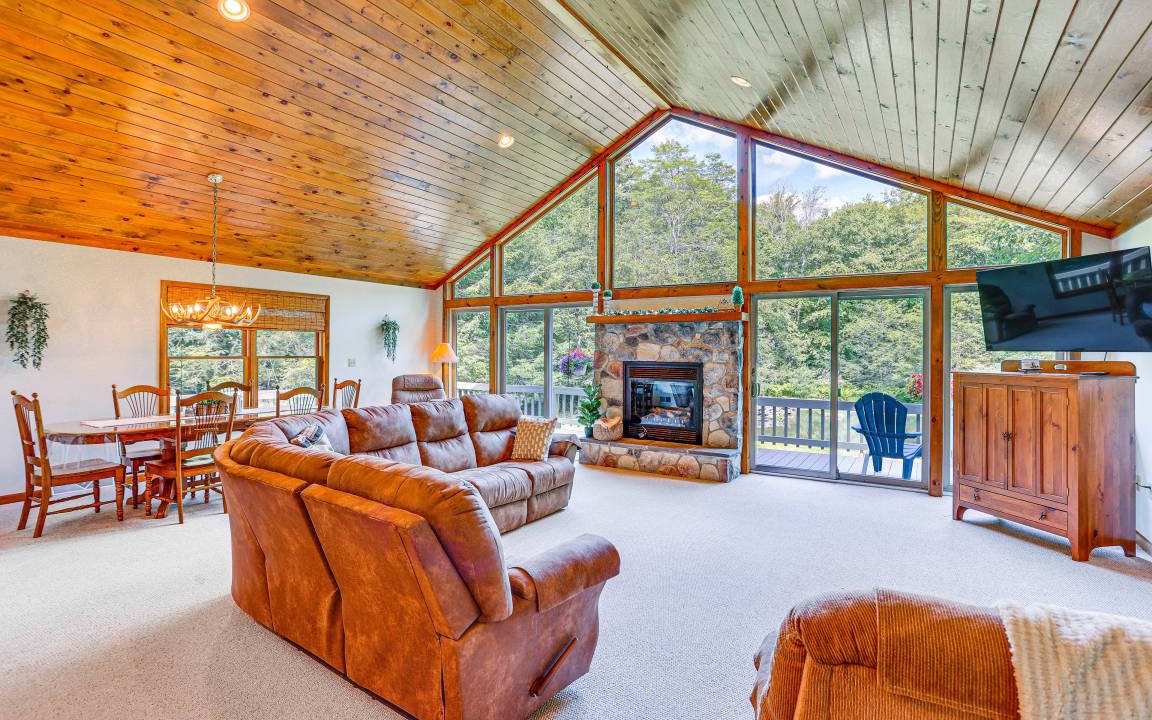 Belleville House | 343 m² House ∙ 4 bedrooms ∙ 13 guests