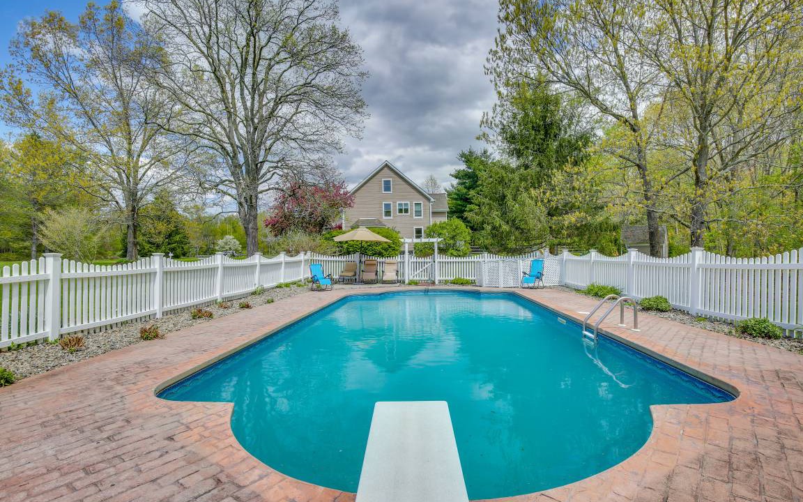 Lagrangeville House | 371 m² House ∙ 5 bedrooms ∙ 13 guests