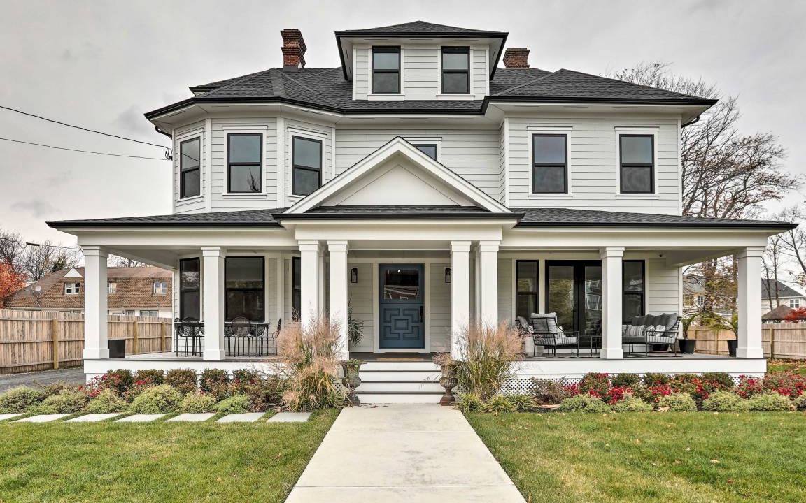 Long Branch House | 382 m² House ∙ 7 bedrooms ∙ 16 guests