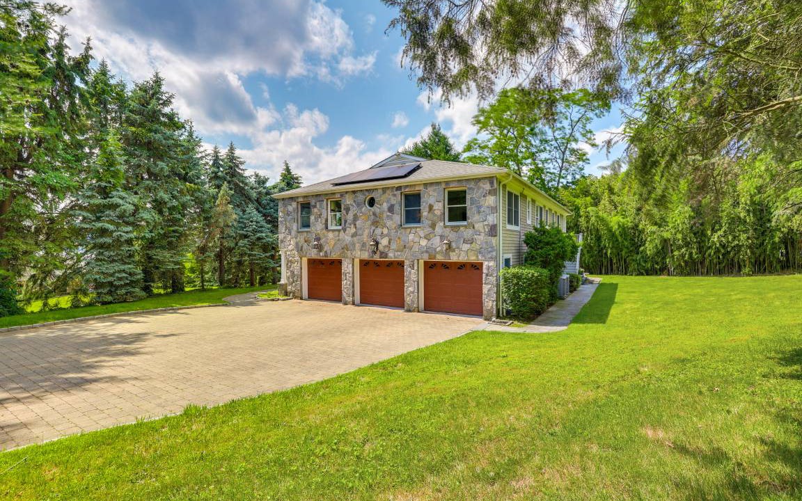 Briarcliff Manor House | 385 m² House ∙ 4 bedrooms ∙ 12 guests