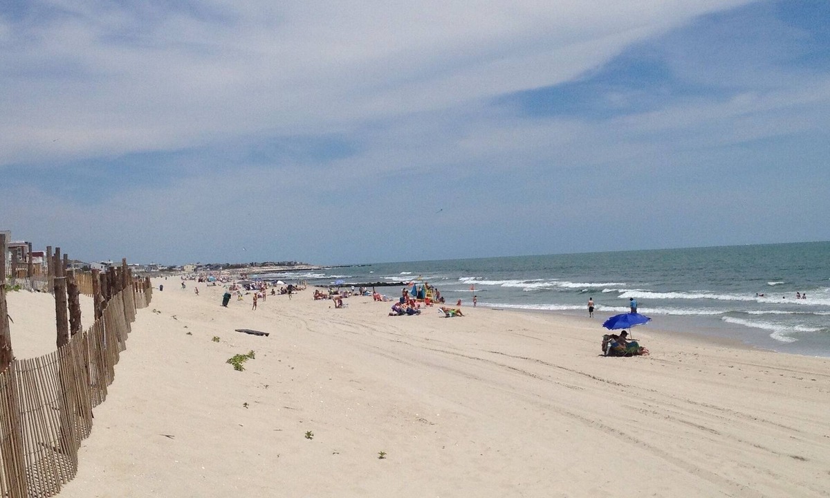 Holgate House | 4 Houses To The Beach, Quiet Area, 2nd Floor Unit