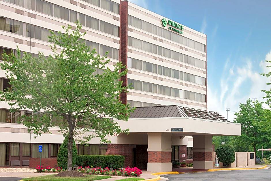 Springfield Hotel | 4-Star Hotel ∙ Wingate by Wyndham Springfield VA