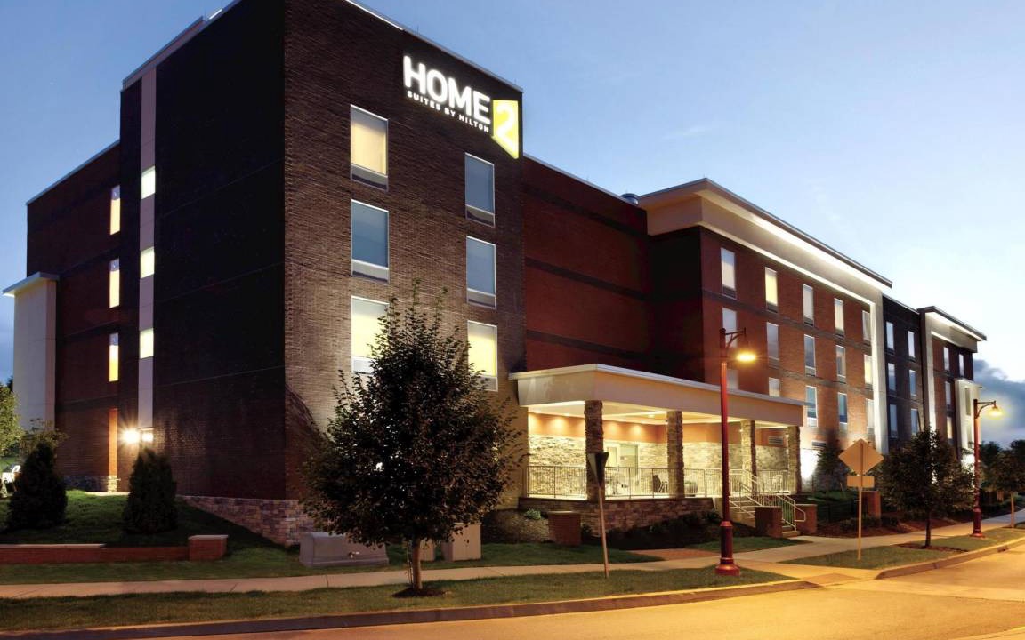 Cranberry Township Hotel | 47 m² Hotel ∙ 127 guests