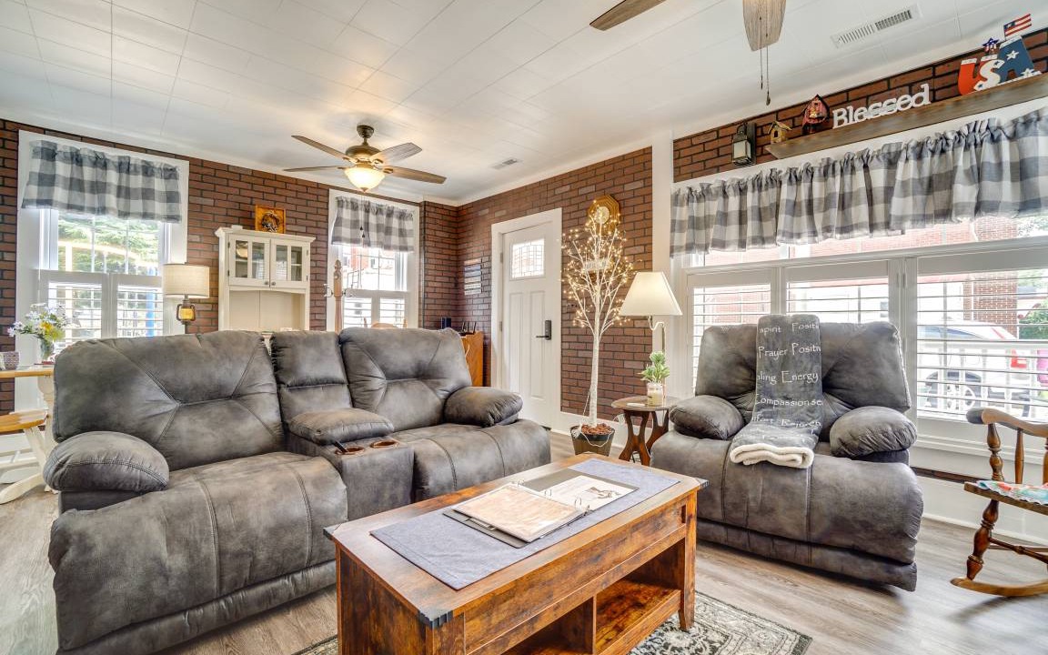 Mount Vernon Cottage | 64 m² Cabin ∙ 1 bedroom ∙ 2 guests