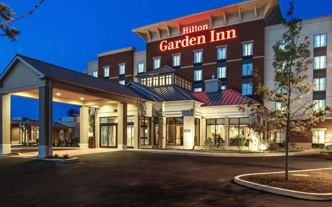 Cranberry Township Hotel | 65 m² Hotel ∙ 127 guests