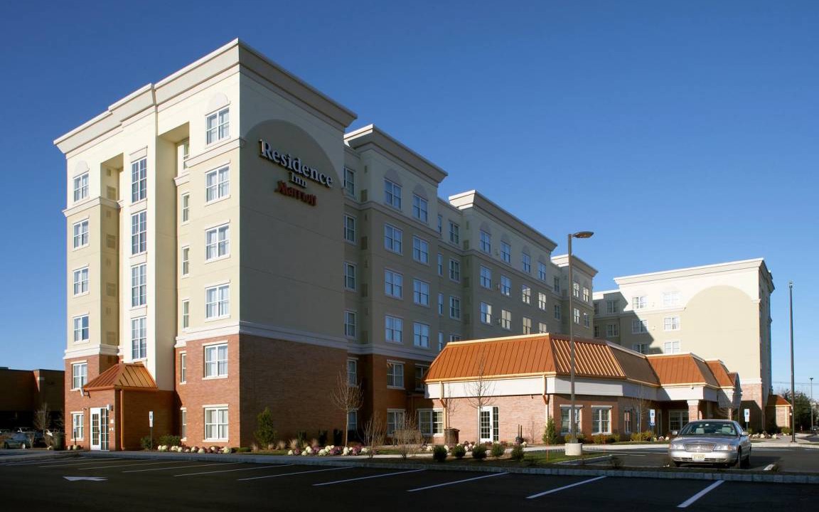 East Rutherford Hotel | 70 m² Hotel ∙ 127 guests