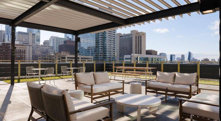 Logan Square Apartment | 72 m² Serviced apartment ∙ 4 guests