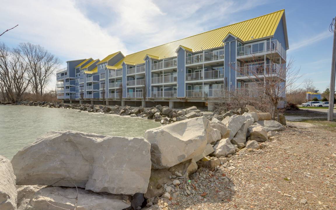 Put-in-Bay Apartment | 74 m² Apartment ∙ 2 bedrooms ∙ 7 guests