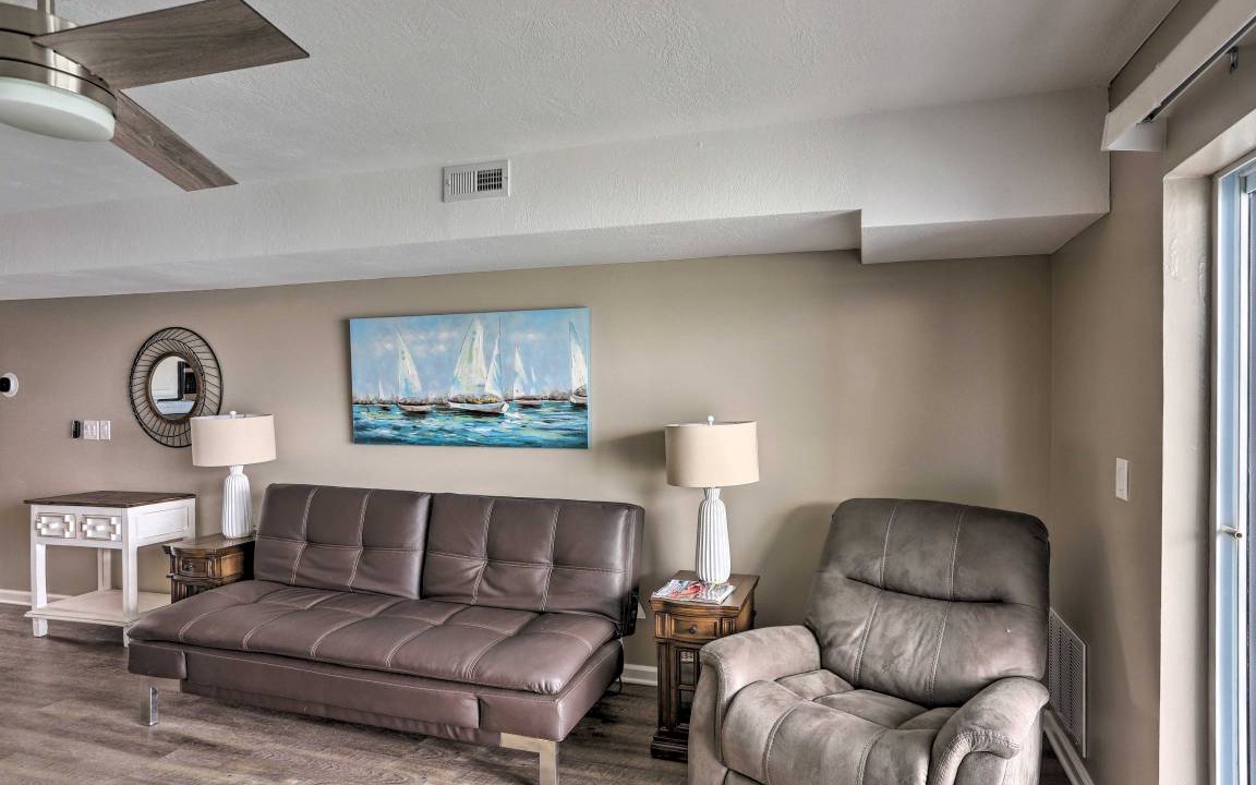 Put-in-Bay Apartment | 76 m² Apartment ∙ 2 bedrooms ∙ 6 guests