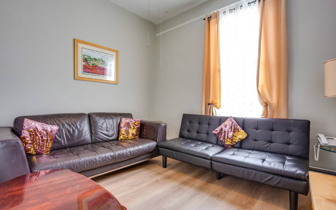 West New York Apartment | 88 m² Apartment ∙ 2 bedrooms ∙ 7 guests