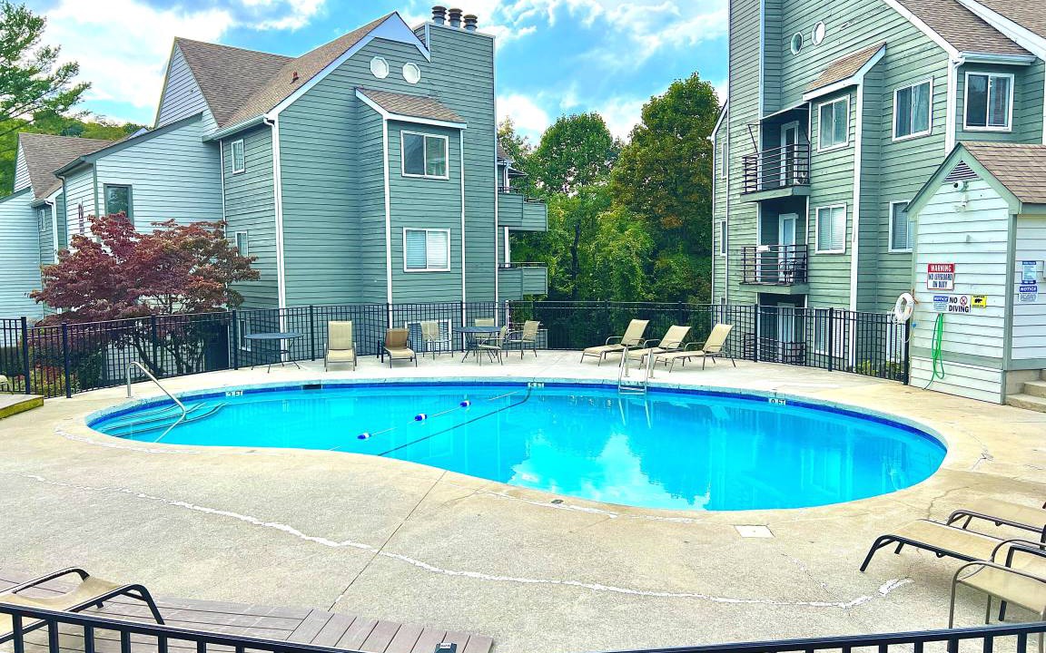 Chalet Village Condo | 88 m² Condo ∙ 2 bedrooms ∙ 8 guests