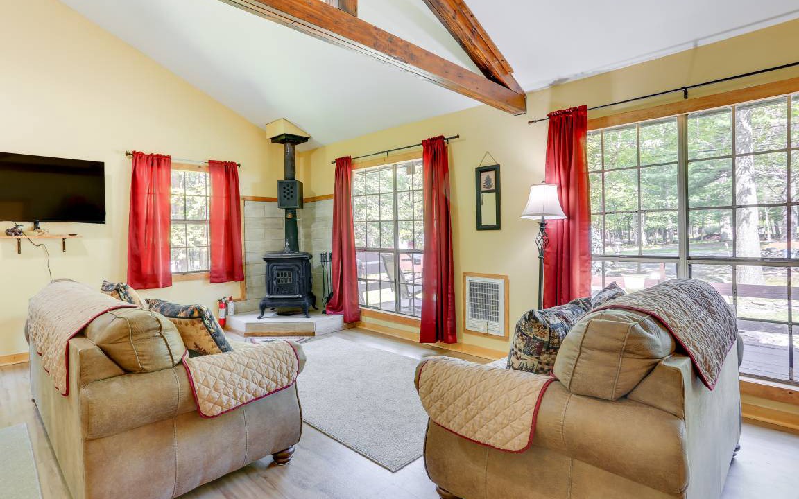 Lackawaxen Cottage | 92 m² Cabin ∙ 2 bedrooms ∙ 6 guests