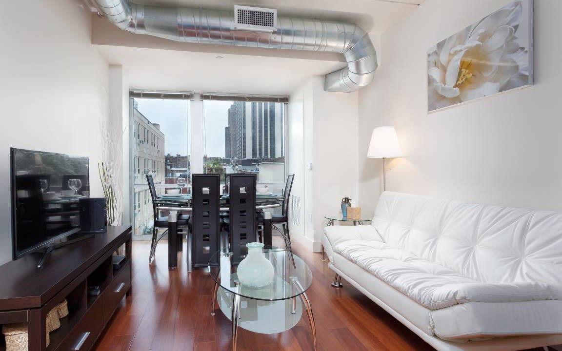 Center City West Apartment | 93 m² Apartment ∙ 2 bedrooms ∙ 5 guests