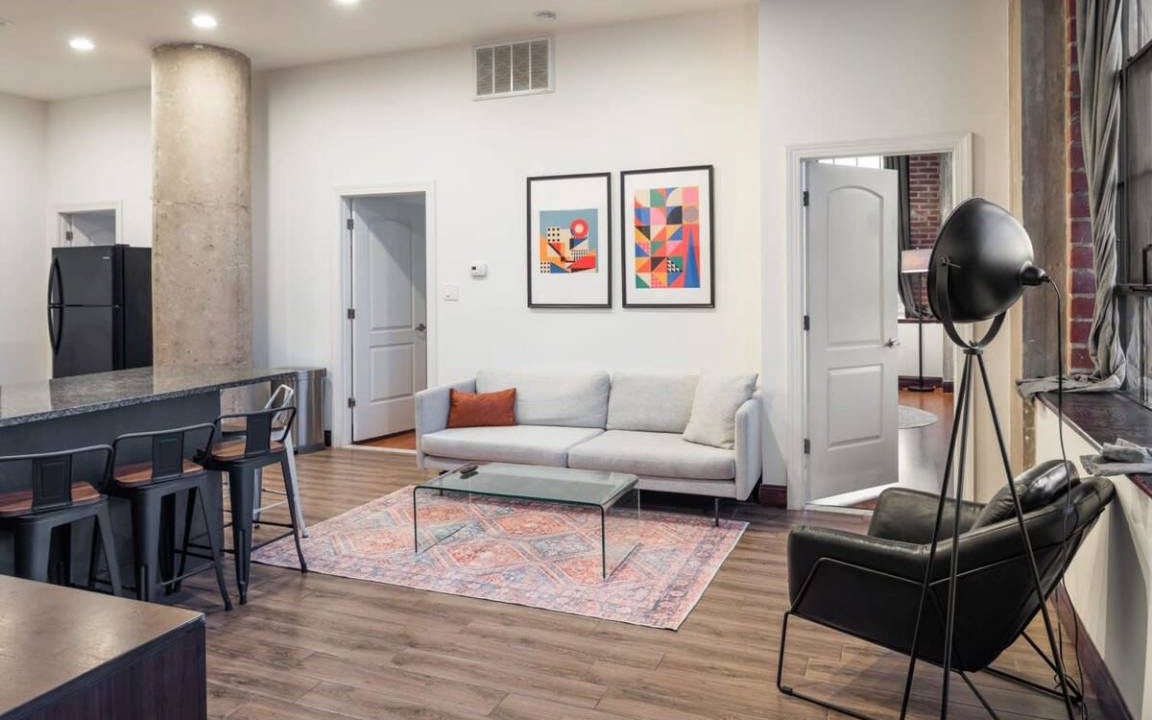 West Poplar House | 98 m² Loft ∙ 3 bedrooms ∙ 6 guests
