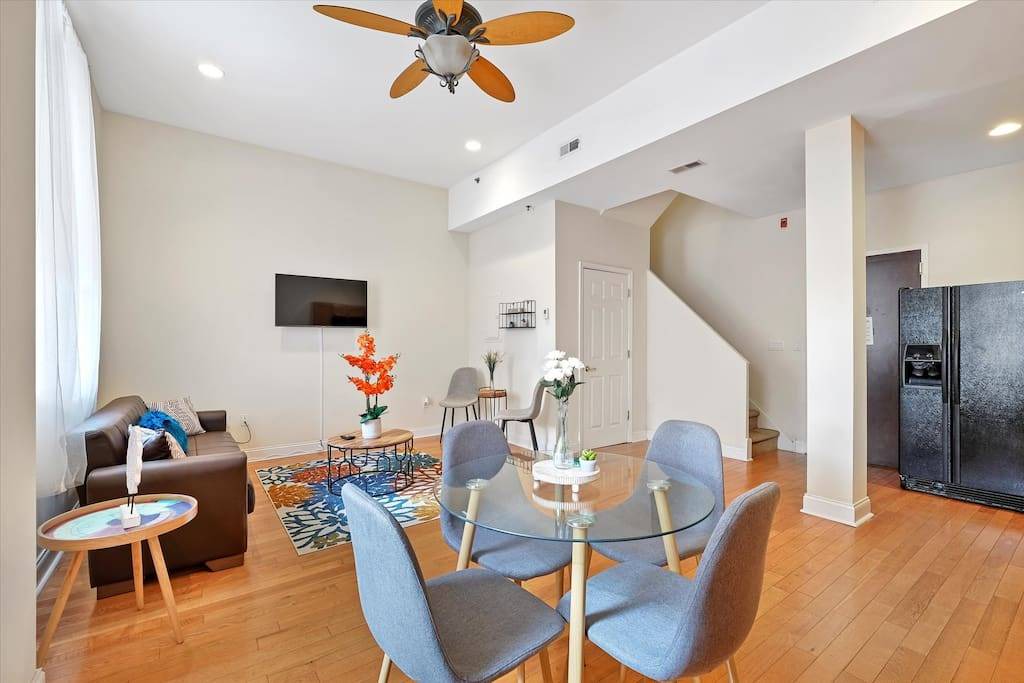 Northern Liberties Apartment | Apartment ∙ 2 bedrooms ∙ 4 guests