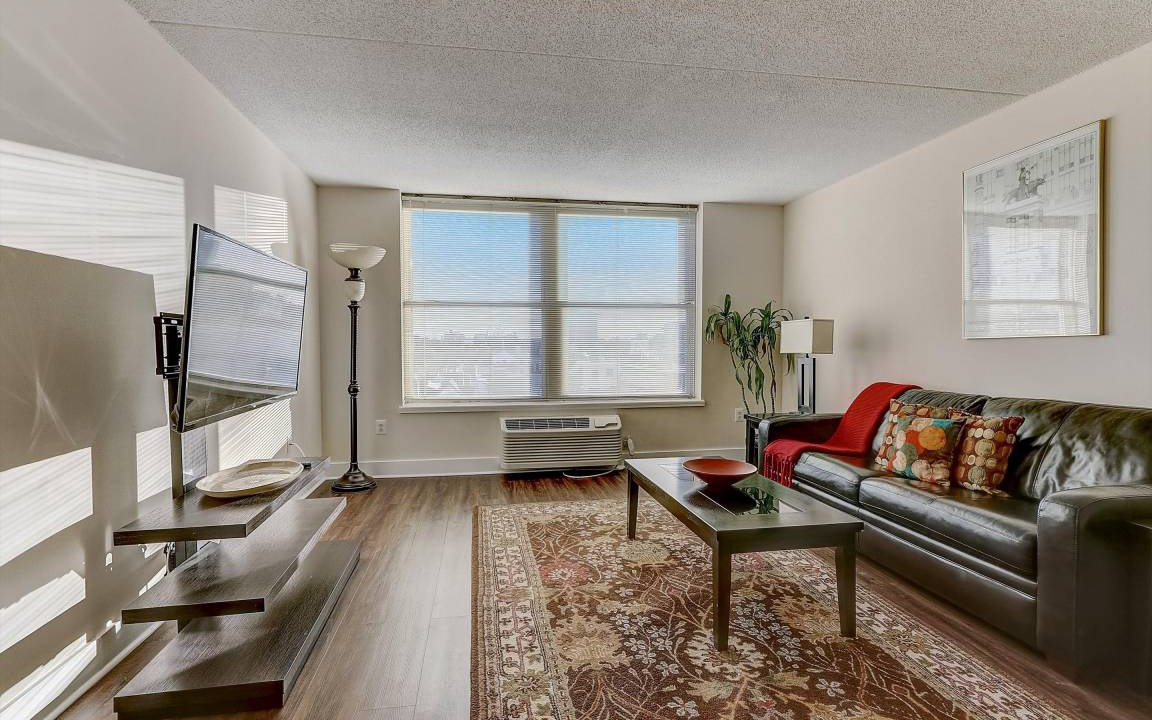 Gayborhood Apartment | Apartment ∙ 1 bedroom ∙ 2 guests