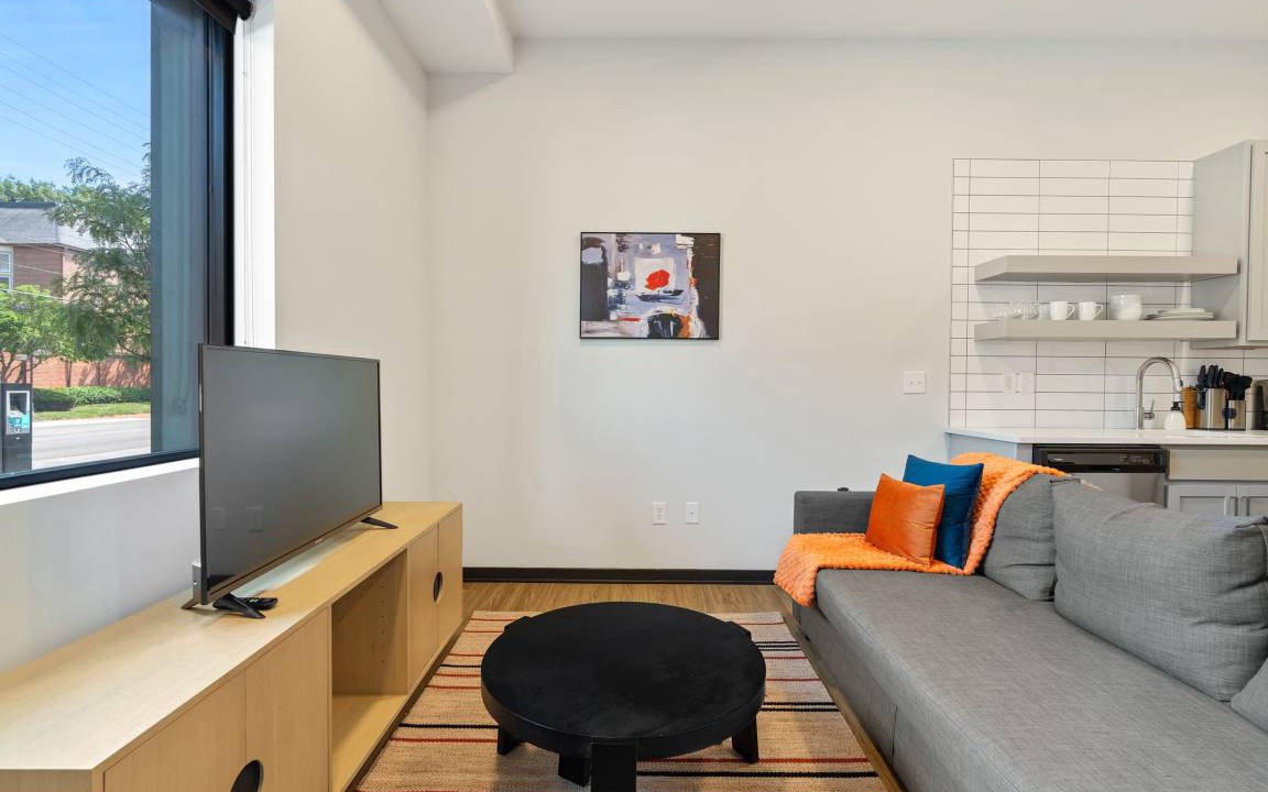 Lockerbie Square Apartment | Apartment ∙ 1 bedroom ∙ 3 guests