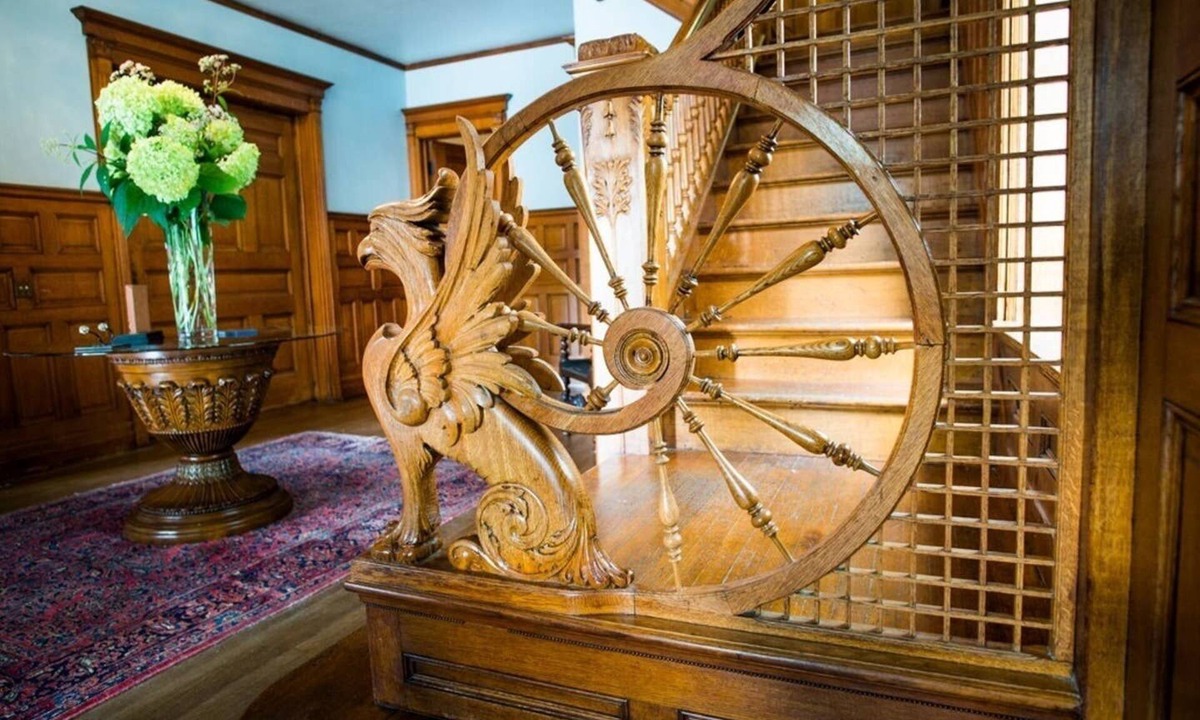 Front Park House | Architecturally Amazing Victorian 7 bedroom, 7 bathroom Grand Victoria