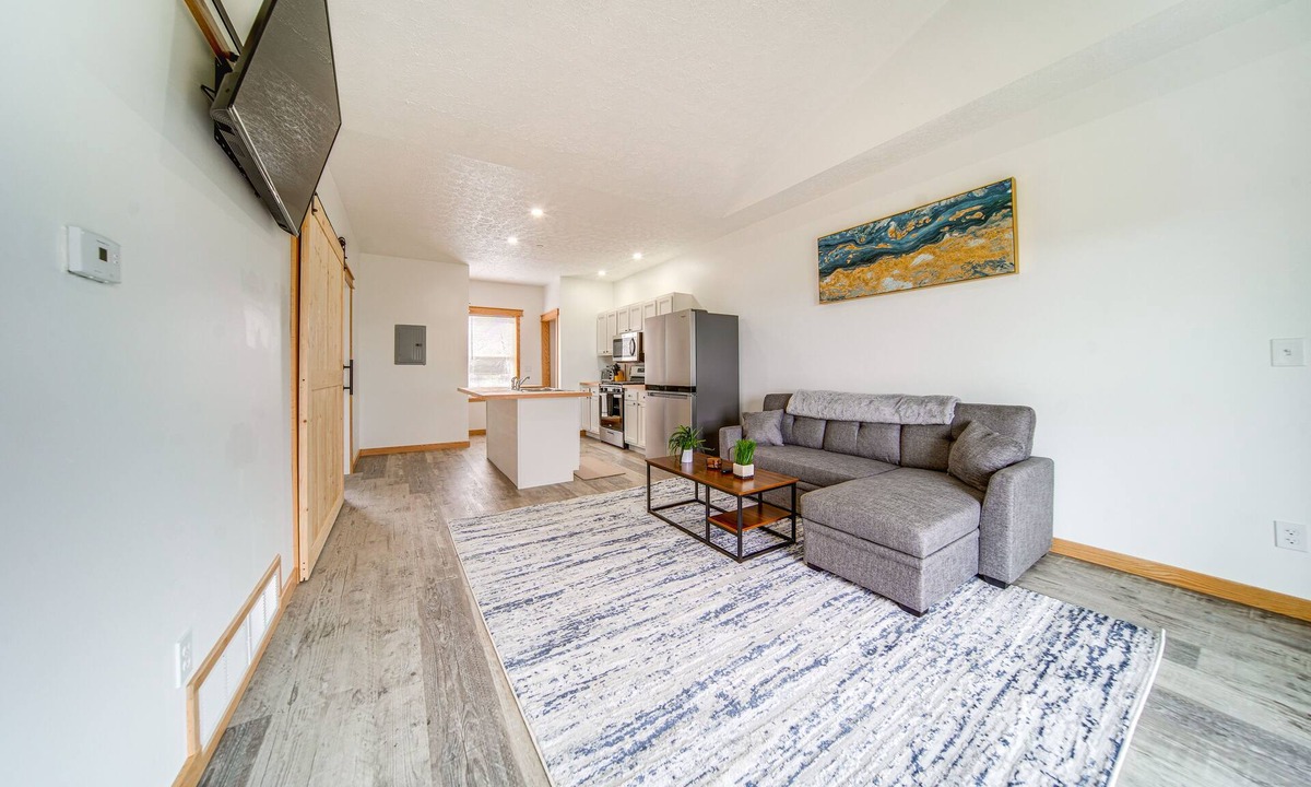 Erie Condo | Balcony+ Golf Course View: Quiet Erie Getaway